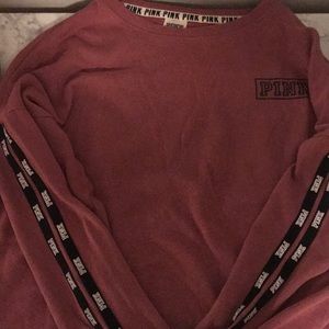 Marron/magenta sweater